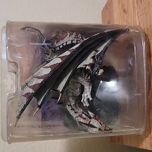 Mc Farlanes Waterdragon toy